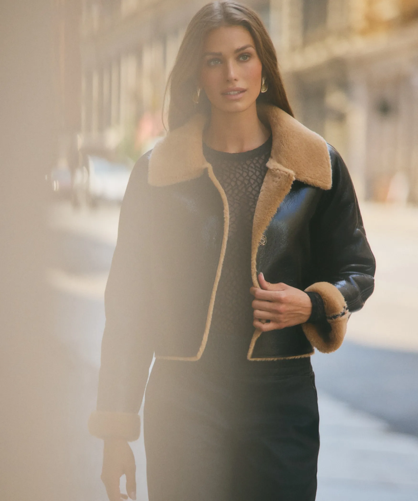 IBANA Carson | Black< Faux Fur