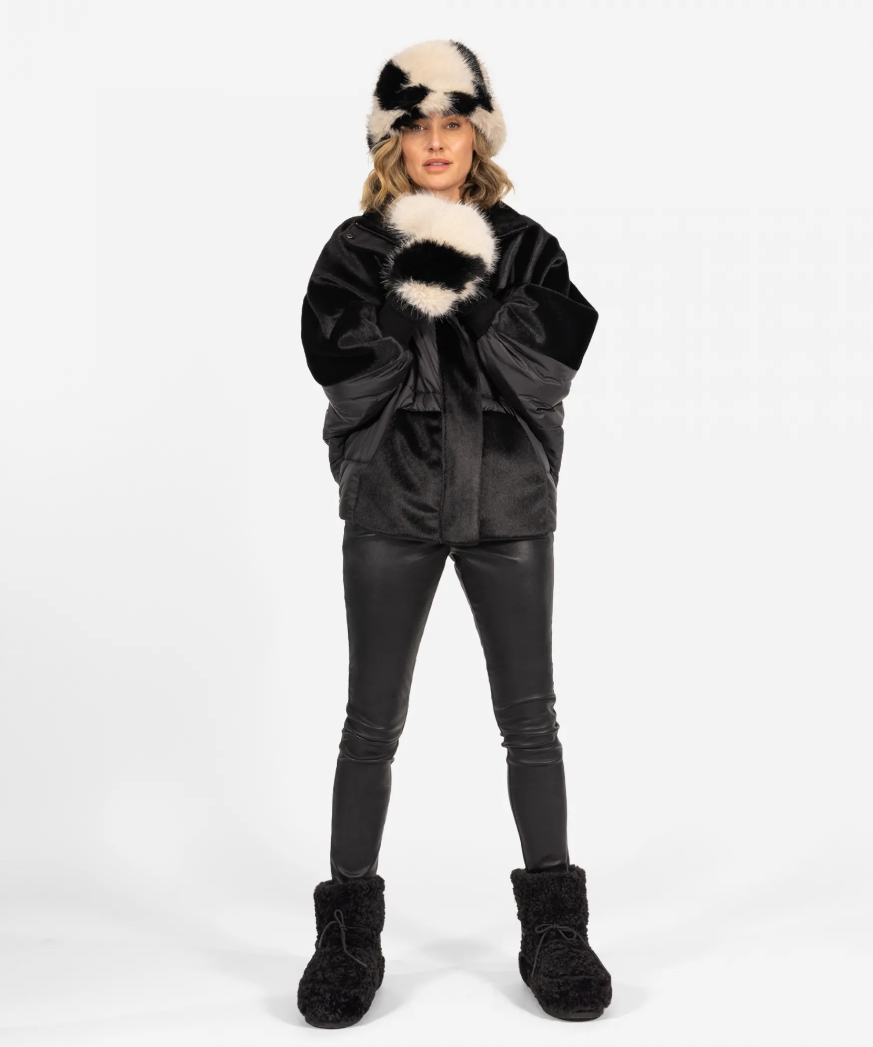 IBANA Gloves Fur | < Handschoenen
